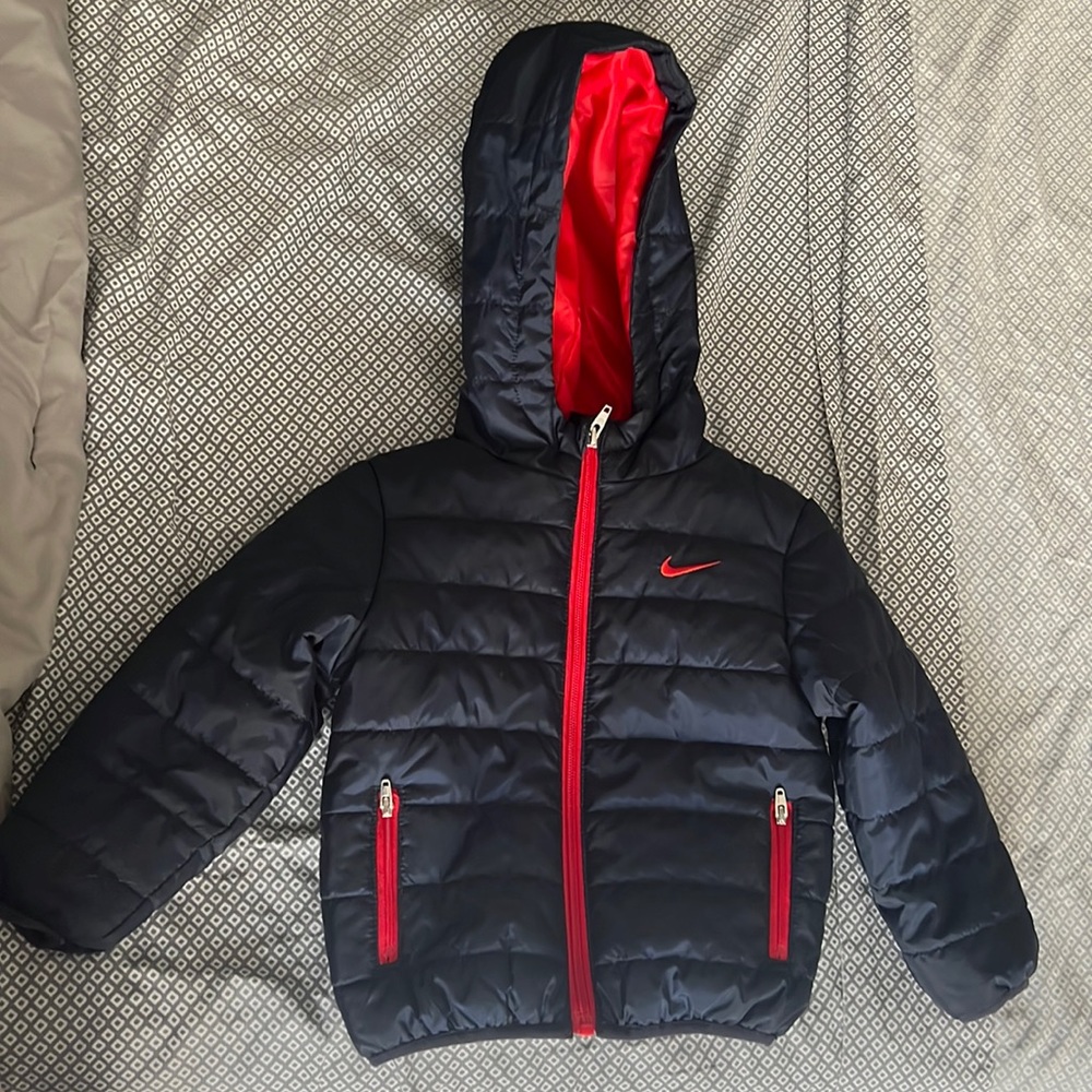Nike toddler coat hoodie attached